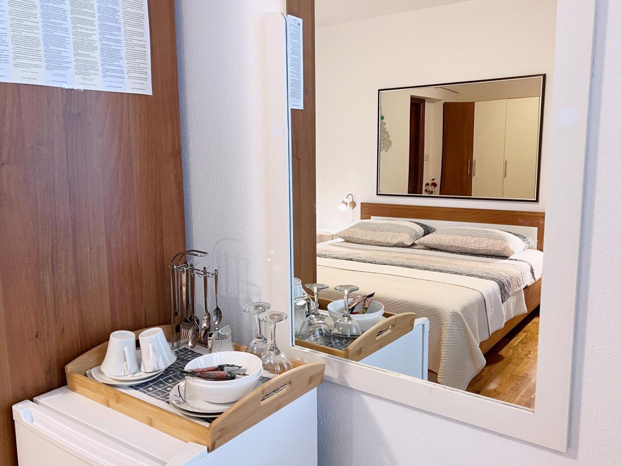 Room Tai - Spacious And Comfy With Private Terrace Hvar Town Exterior foto